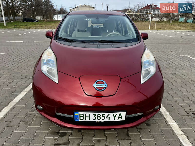 2011 nissan leaf