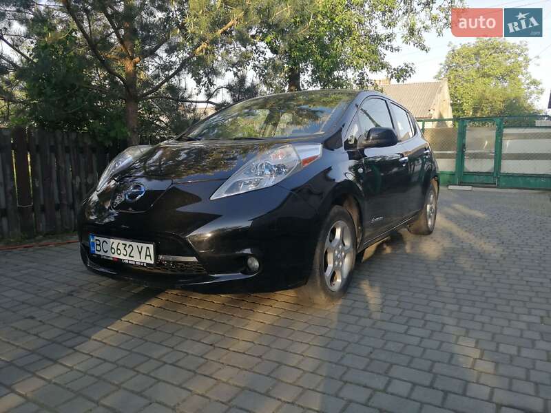2012 nissan leaf