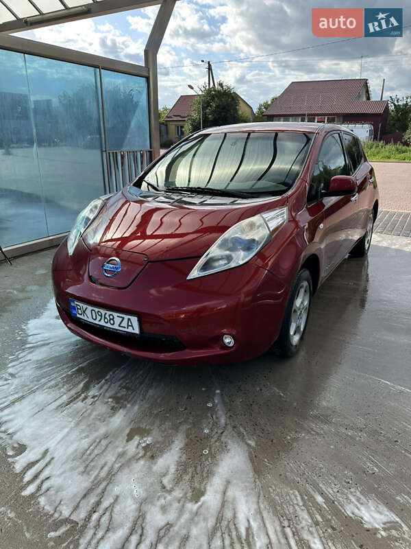 2012 nissan leaf