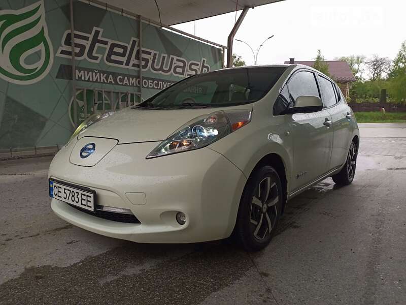 2012 nissan leaf
