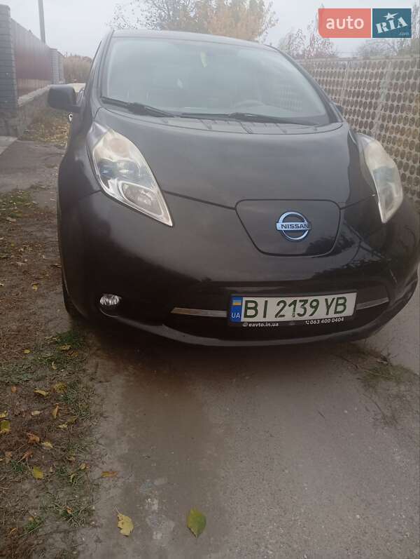2011 nissan leaf