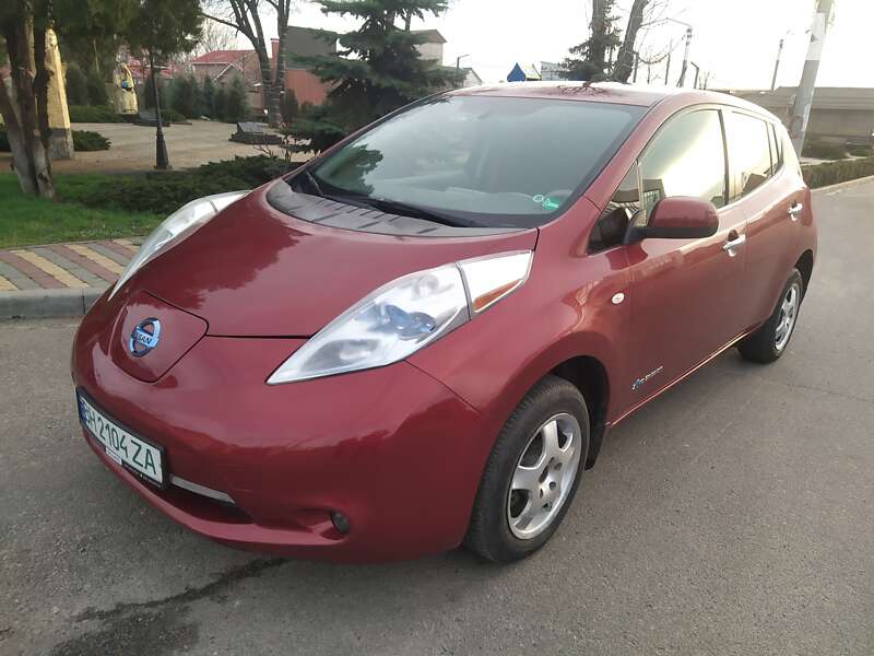 2011 nissan leaf