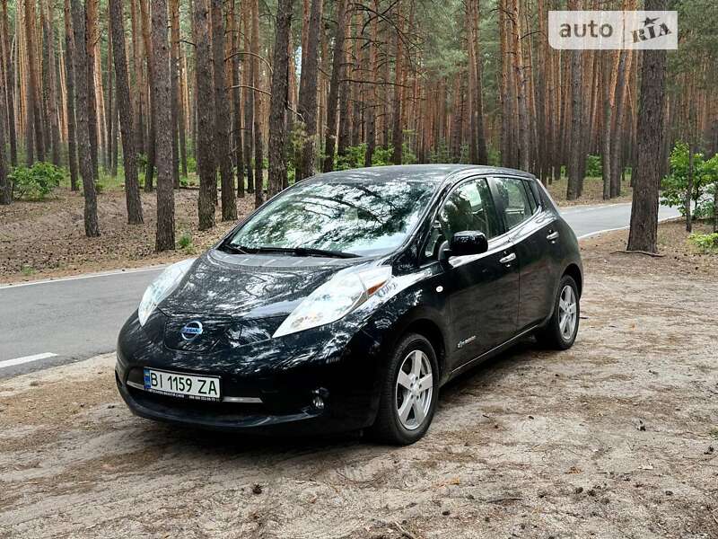 2011 nissan leaf