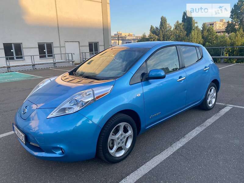 2012 nissan leaf