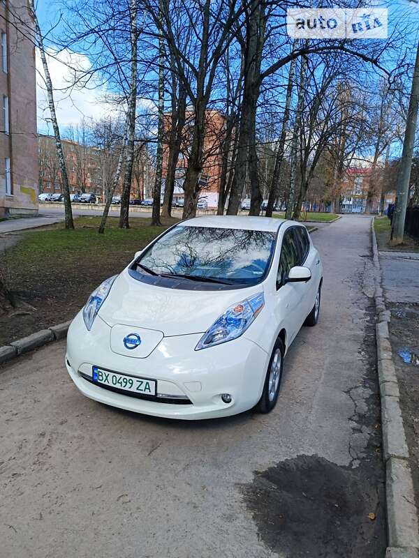 2012 nissan leaf