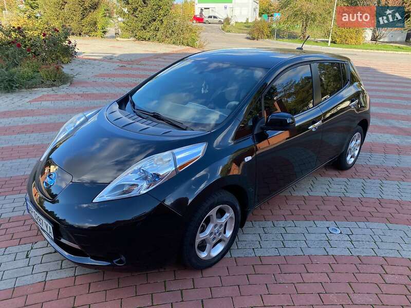 2012 nissan leaf