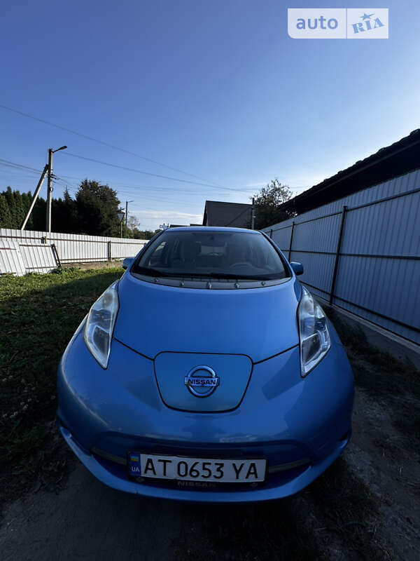 2011 nissan leaf