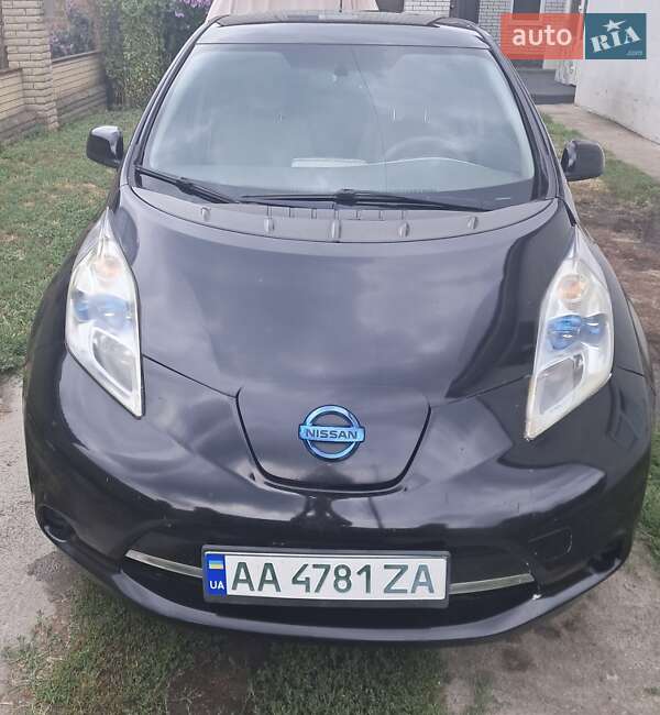 2011 nissan leaf