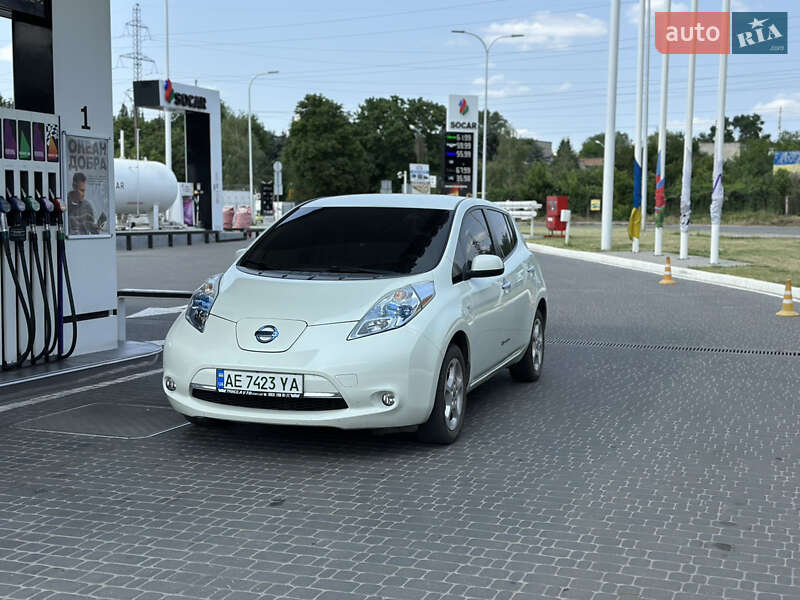 2012 nissan leaf
