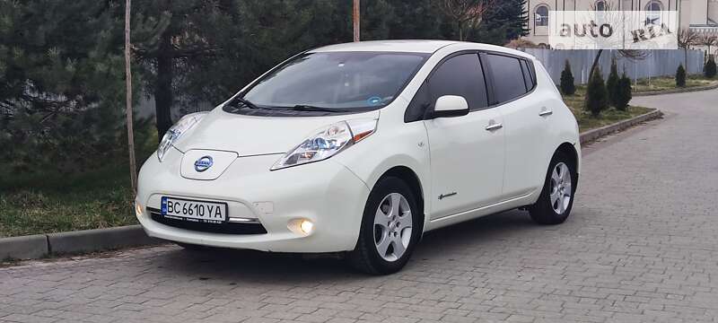 2012 nissan leaf