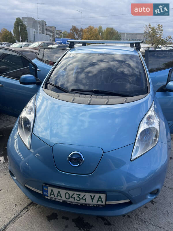 2011 nissan leaf