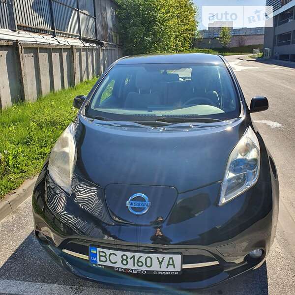 2011 nissan leaf