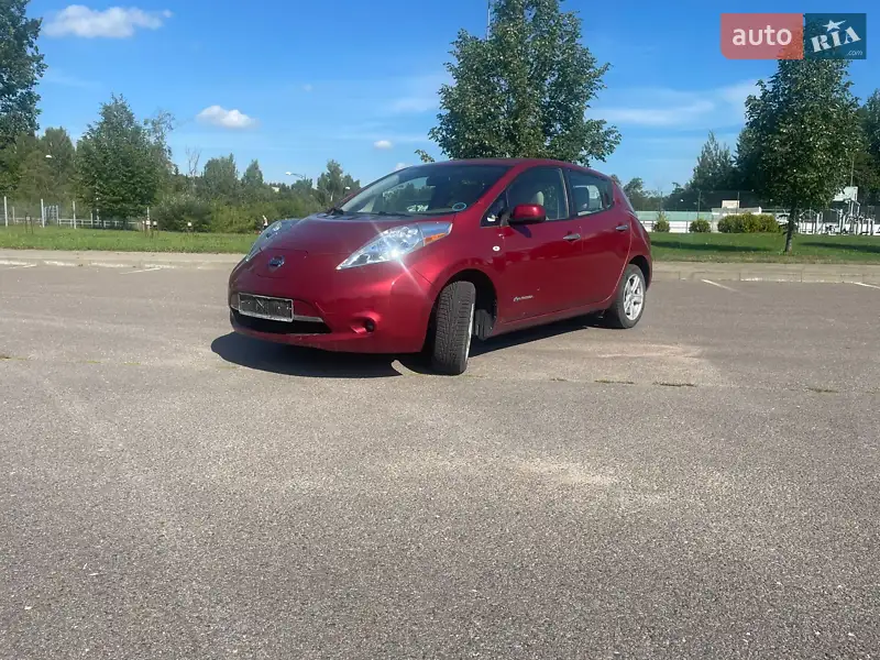 2012 nissan leaf