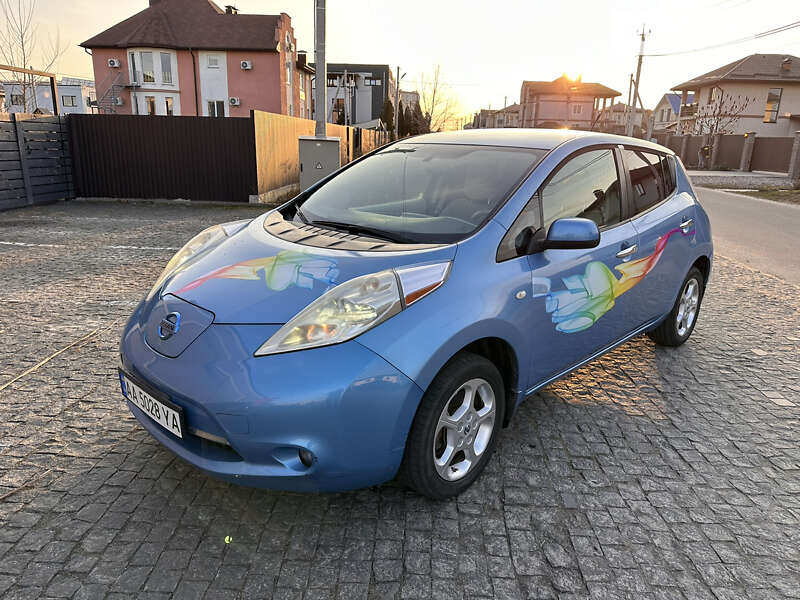2011 nissan leaf