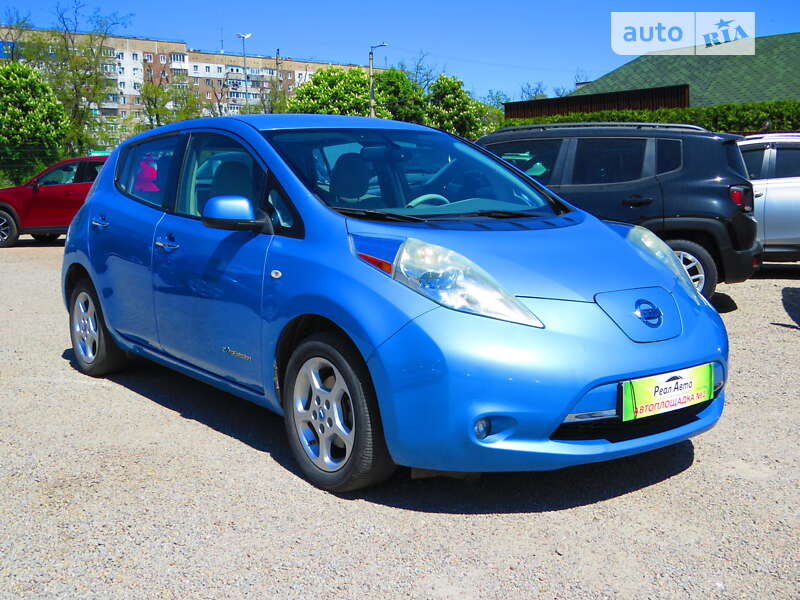 2011 nissan leaf