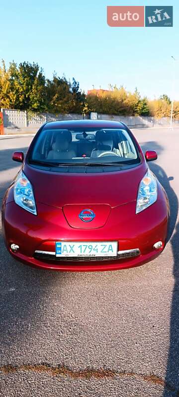 2012 nissan leaf