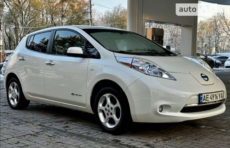 2012 nissan leaf