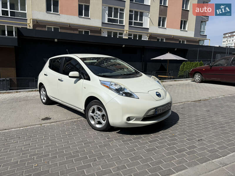 2012 nissan leaf