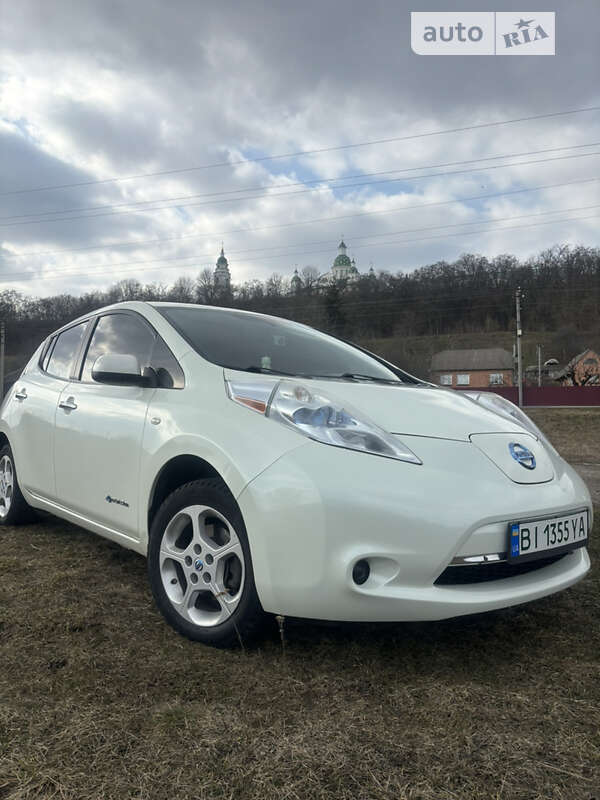 2011 nissan leaf