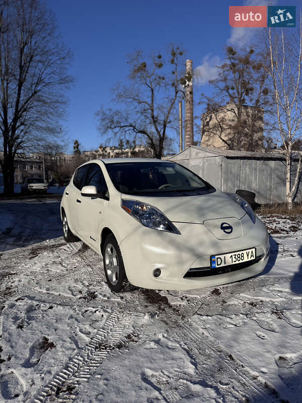 2012 nissan leaf