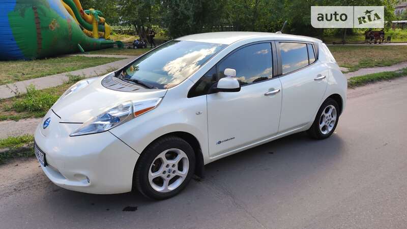 2012 nissan leaf