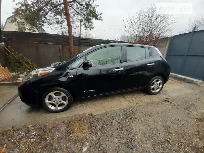 2012 nissan leaf