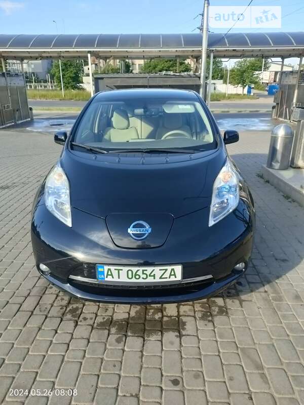2012 nissan leaf