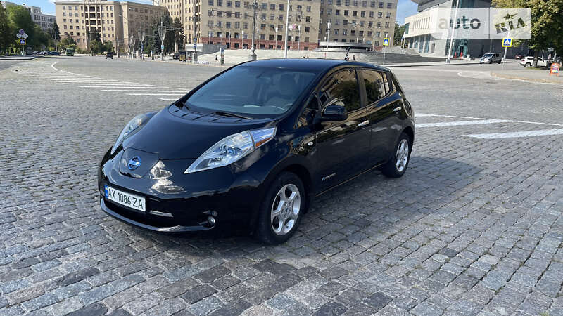 2011 nissan leaf