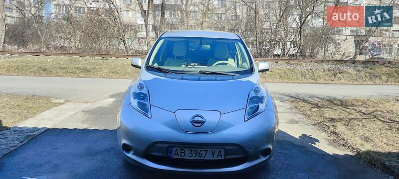 2012 nissan leaf