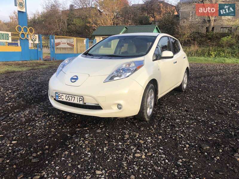 2012 nissan leaf