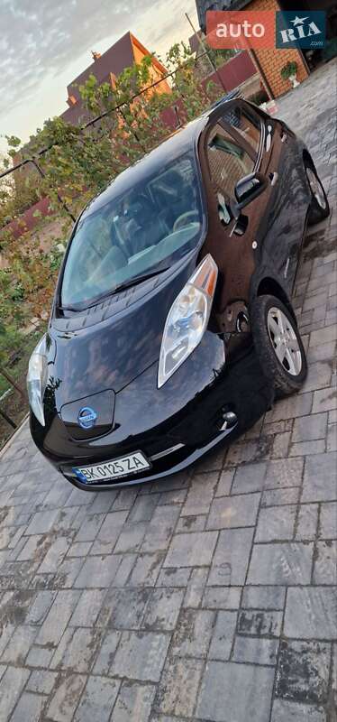 2011 nissan leaf