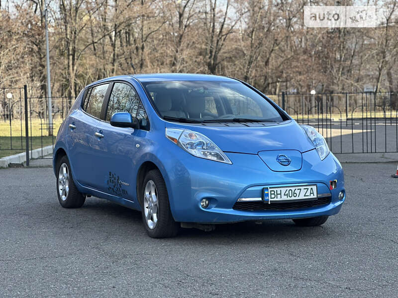 2012 nissan leaf