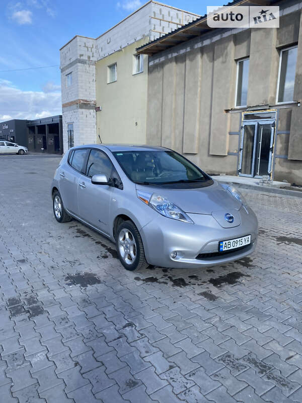 2012 nissan leaf
