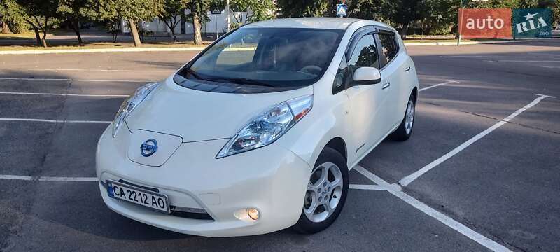 2012 nissan leaf