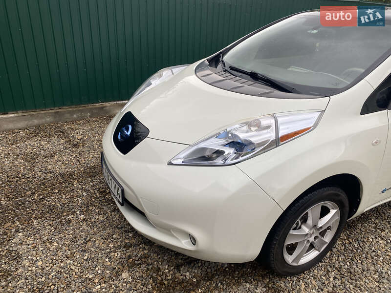 2012 nissan leaf
