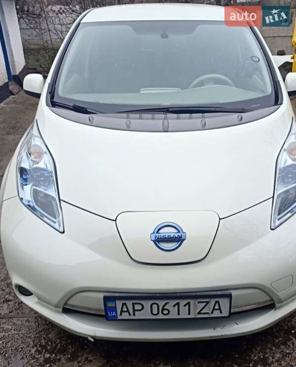 2012 nissan leaf