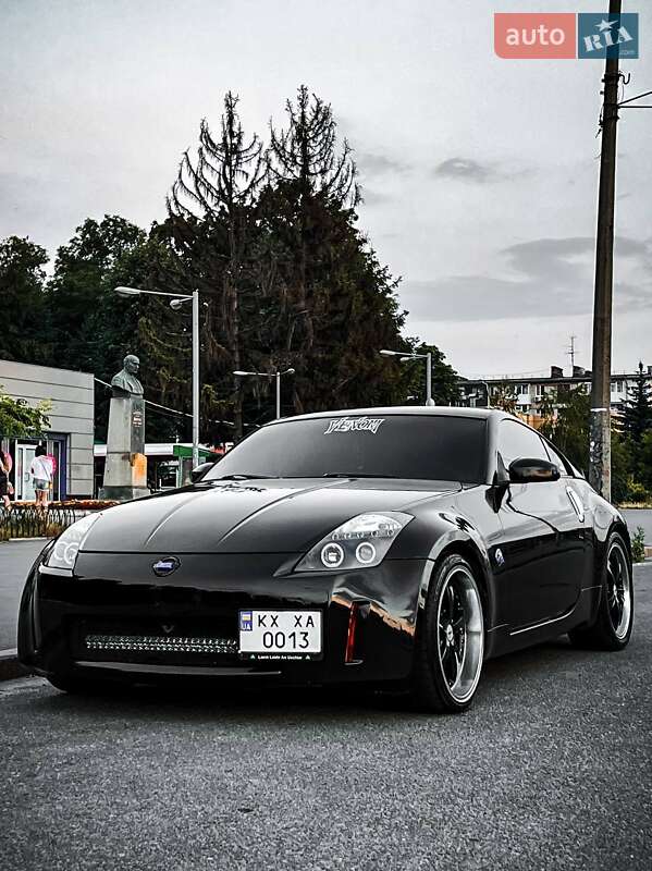 2005 nissan 350z