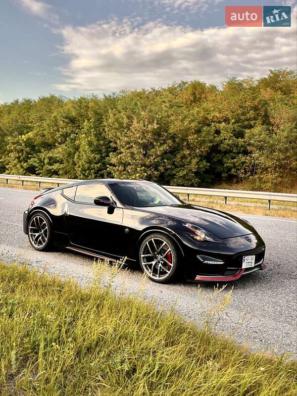 2018 nissan 370z