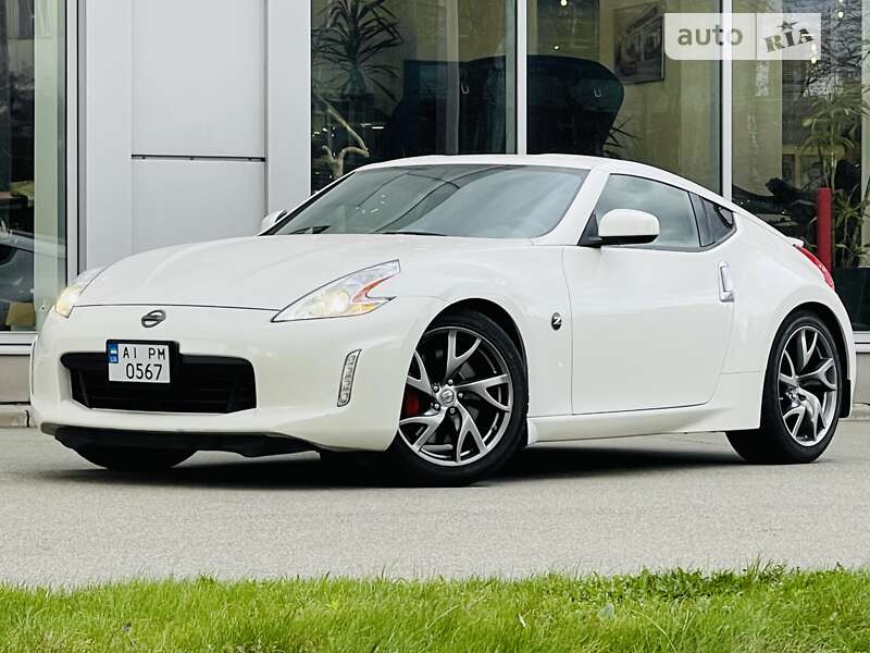 2015 nissan 370z
