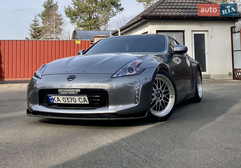 2014 nissan 370z