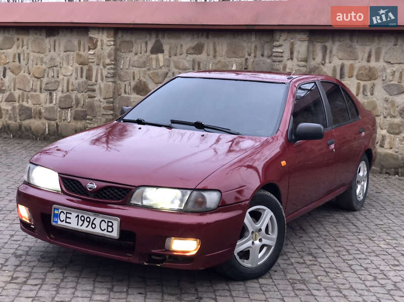 1996 nissan almera
