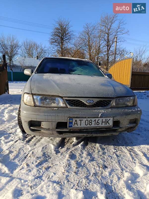 1999 nissan almera