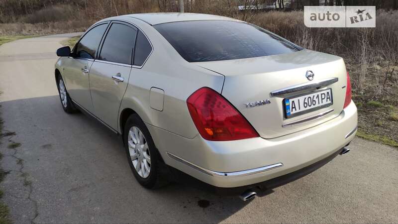 2006 nissan teana