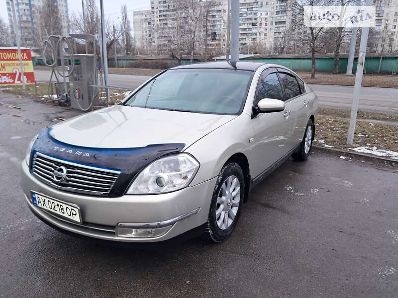 2006 nissan teana