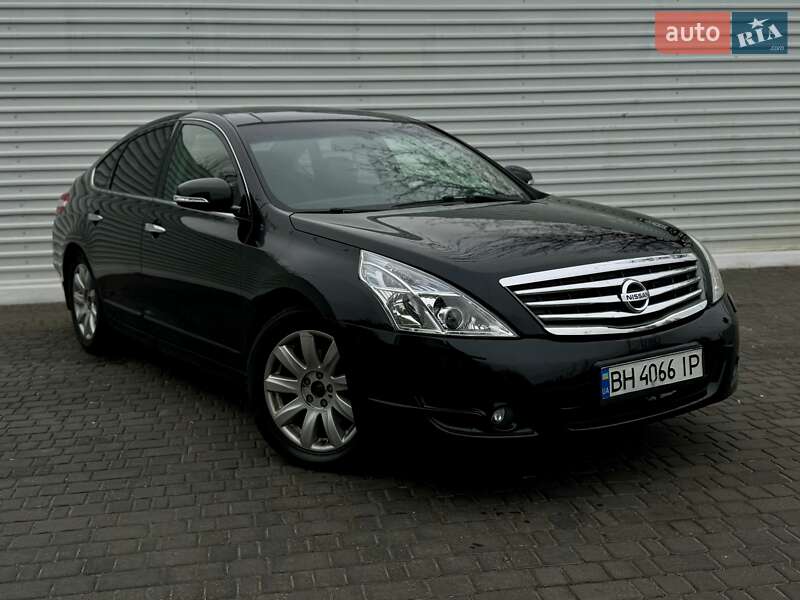 2010 nissan teana