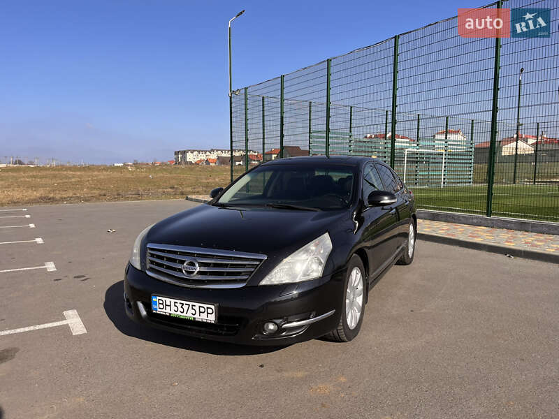2010 nissan teana