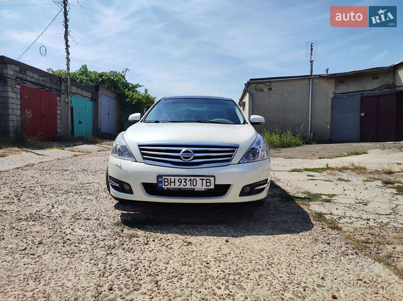 2011 nissan teana