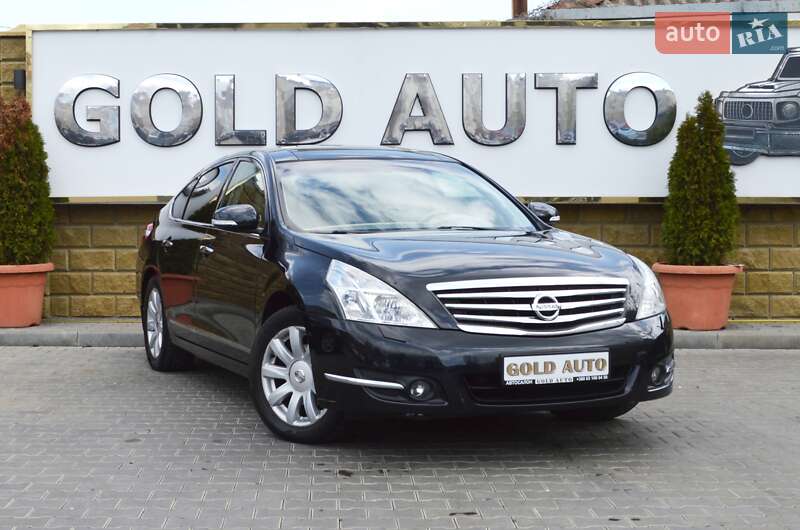 2012 nissan teana