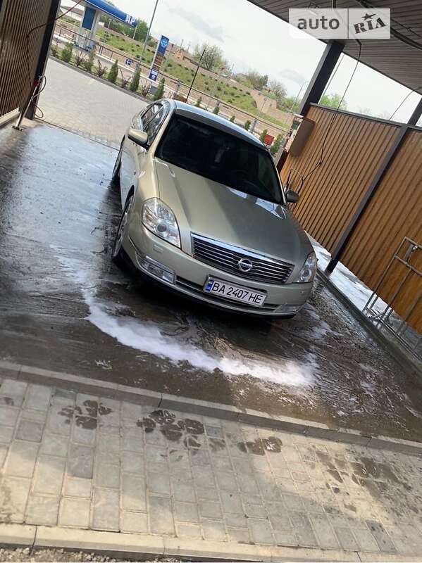 2006 nissan teana