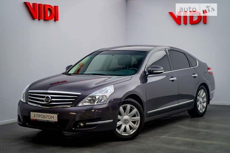 2010 nissan teana